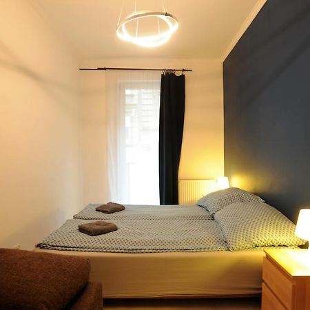 Lovely Apartment In The Heart Of Budapeste Exterior foto