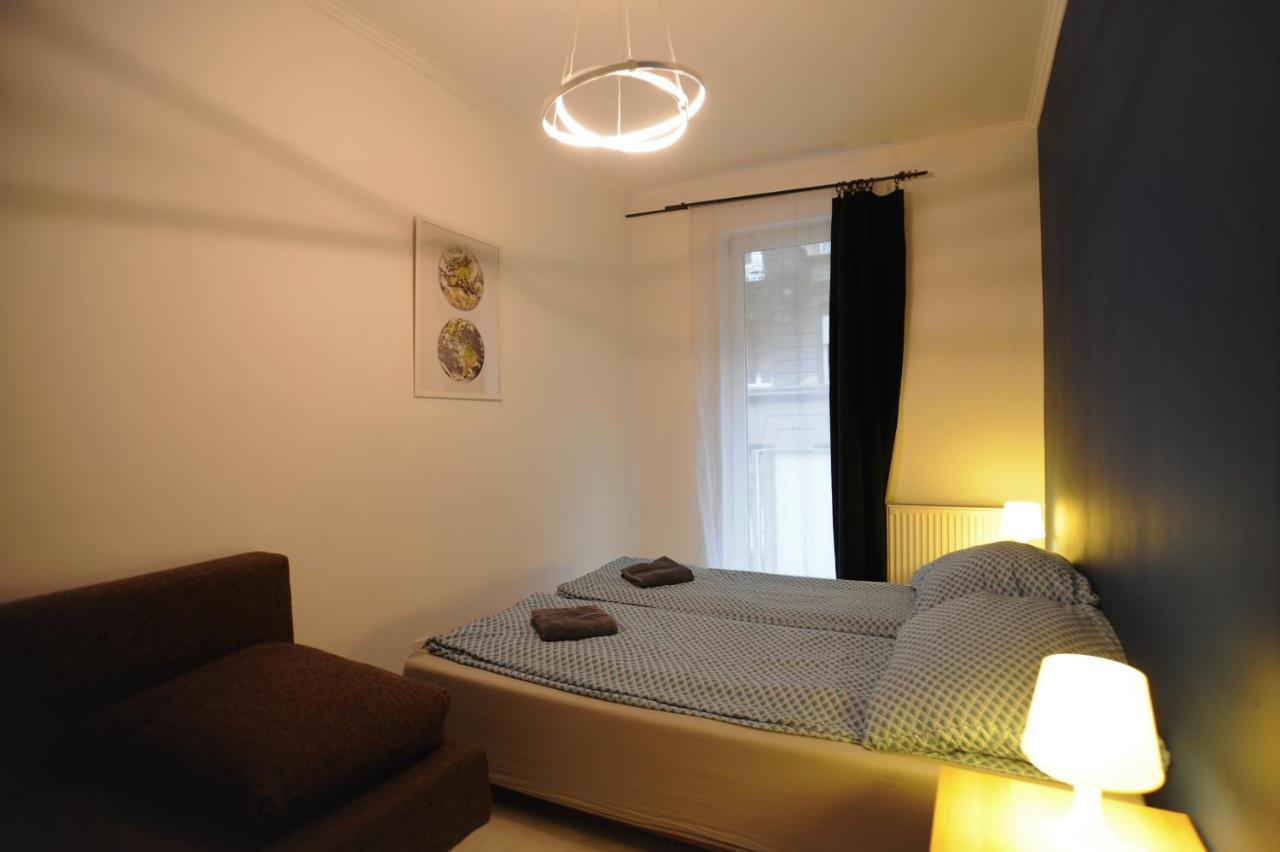 Lovely Apartment In The Heart Of Budapeste Exterior foto
