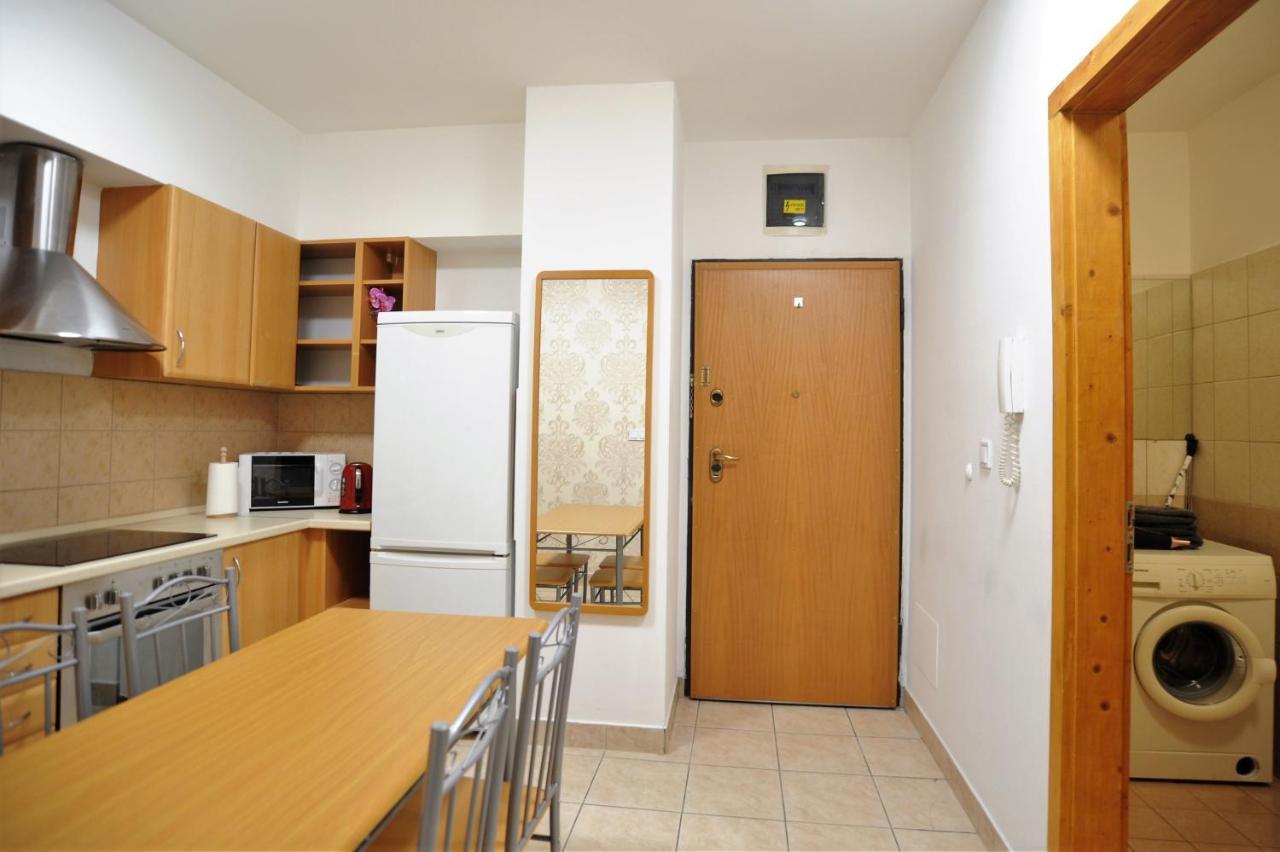 Lovely Apartment In The Heart Of Budapeste Exterior foto