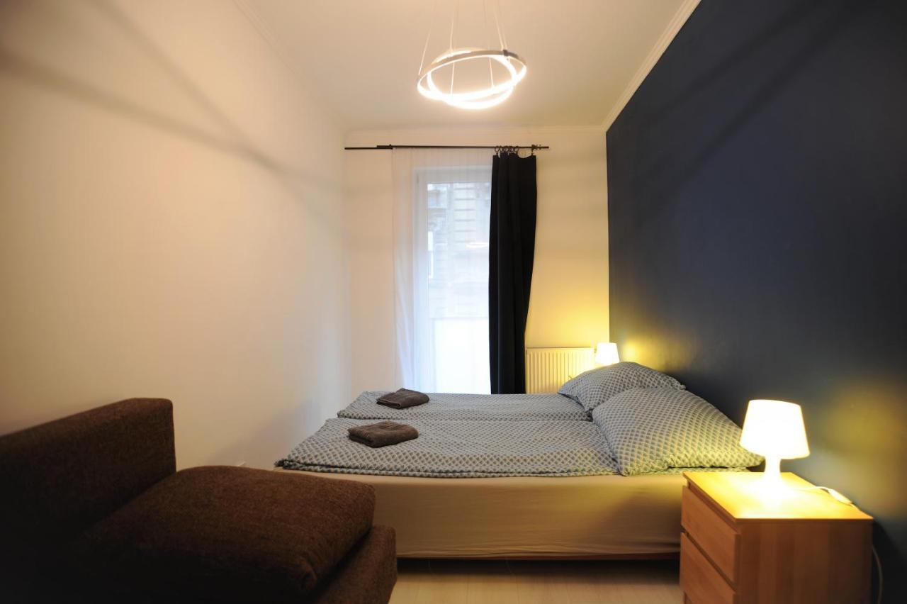 Lovely Apartment In The Heart Of Budapeste Exterior foto