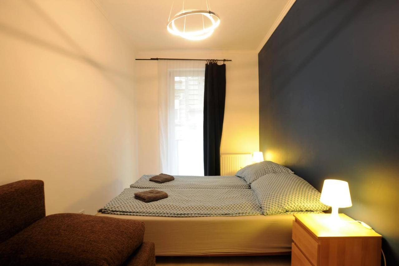Lovely Apartment In The Heart Of Budapeste Exterior foto